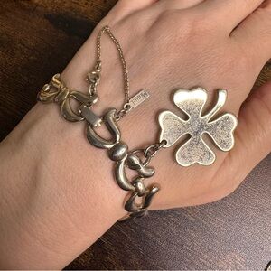 Monet 4 Leaf Clover Bracelet Gold Ribbon Panel Charm Safety Chain Vintage 7.25”